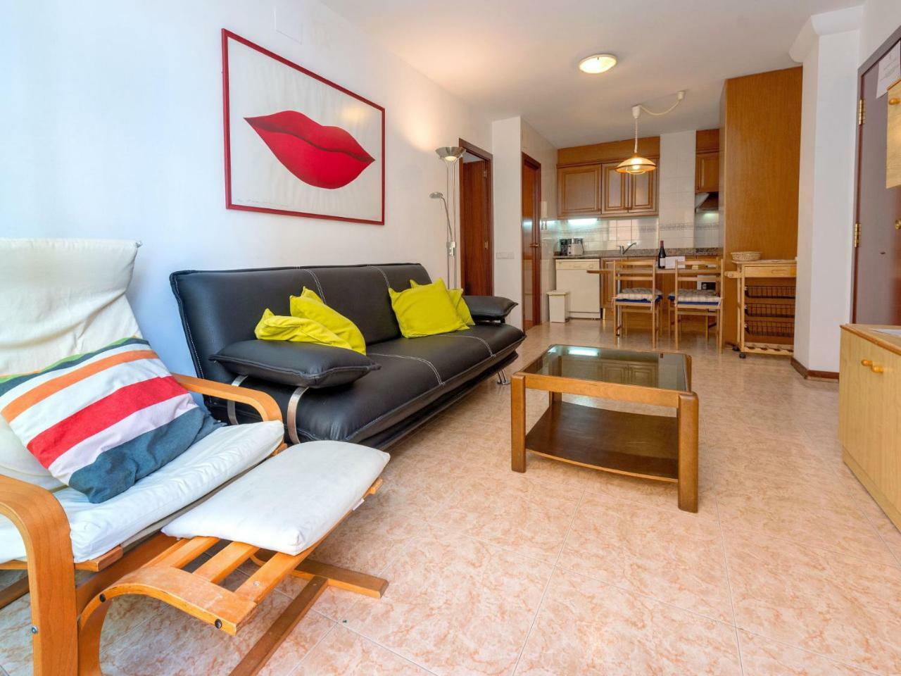 Apartment Primer De Maig By Interhome Сіджас Екстер'єр фото